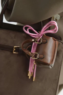 Airpods bag charm - Rosa - Dame - Gina Tricot