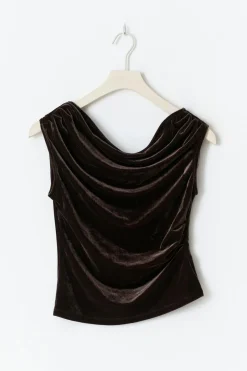 Asymmetric velvet top - Braun - Dame - Gina Tricot