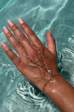 14+ beach hand chain - Beige - Gina Tricot