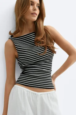 Boatneck tanktop - Schwarz - Dame - Gina Tricot