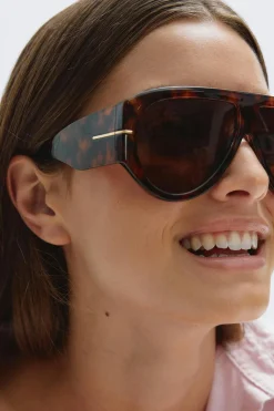 Bold aviator sunglasses - Braun - Dame - Gina Tricot