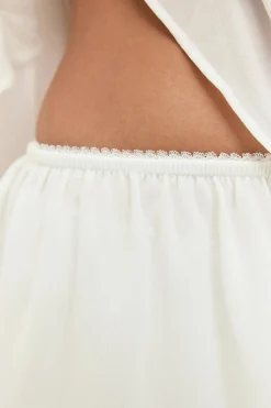 Chiffon loungewear shorts - Weiß - Dame - Gina Tricot