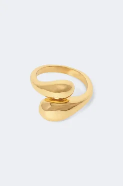 Chunky gold ring - Gold - Dame - Gina Tricot