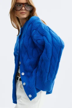 Chunky knitted cable cardigan - Blau - Dame - Gina Tricot