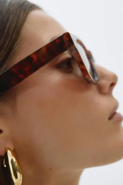 Classic sunglasses - Beige - Dame - Gina Tricot