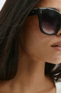 Classic sunglasses - Schwarz - Dame - Gina Tricot