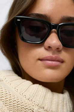 Classic sunglasses - Schwarz - Dame - Gina Tricot