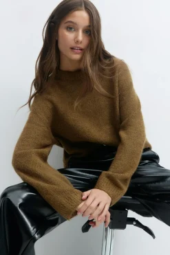Crew neck knitted sweater - Braun - Dame - Gina Tricot