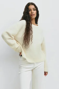 Crew neck knitted sweater - Weiß - Dame - Gina Tricot