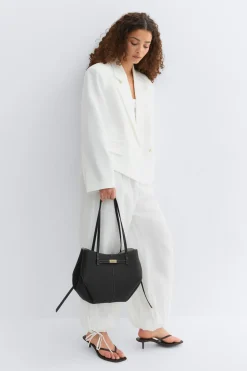 Detail midi bag - Schwarz - Dame - Gina Tricot