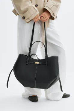 Detail strap tote bag - Schwarz - Dame - Gina Tricot