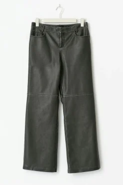Distressed pu trousers - Schwarz - Dame - Gina Tricot