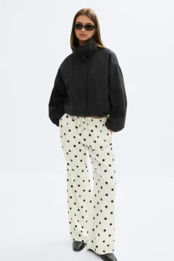 Drawstring satin trousers - Schwarz - Dame - Gina Tricot