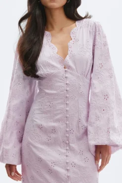 Embroidery dress - Lila - Dame - Gina Tricot