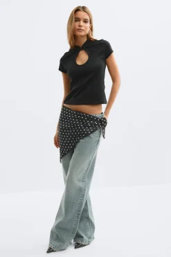 Embroidery hip scarf - Schwarz - Dame - Gina Tricot