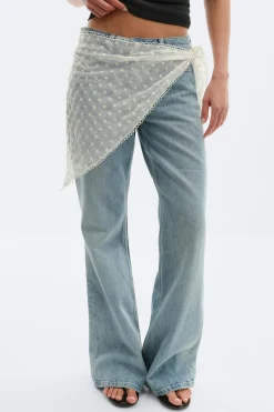 Embroidery hip scarf - Weiß - Dame - Gina Tricot
