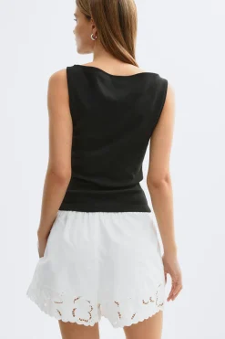 Embroidery poplin shorts - Weiß - Dame - Gina Tricot