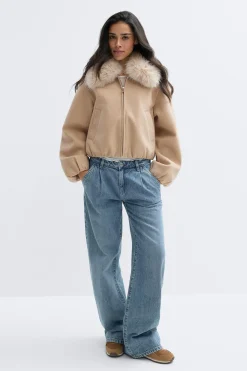 Faux fur collar jacket - Beige - Dame - Gina Tricot
