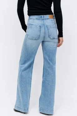 Front pocket flare jeans - Blau - Dame - Gina Tricot