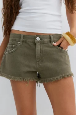 Glow low denim shorts - Grün - Dame - Gina Tricot