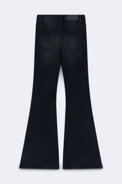 Glow low flare petite jeans - Schwarz - Dame - Gina Tricot