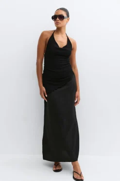 Halterneck knitted dress - Schwarz - Dame - Gina Tricot