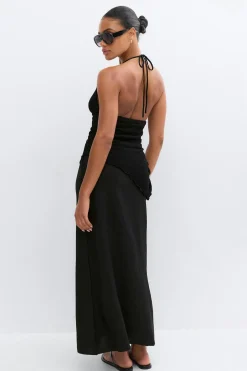 Halterneck knitted dress - Schwarz - Dame - Gina Tricot