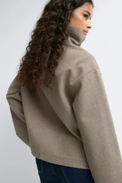 High neck short felt jacket - Beige - Dame - Gina Tricot