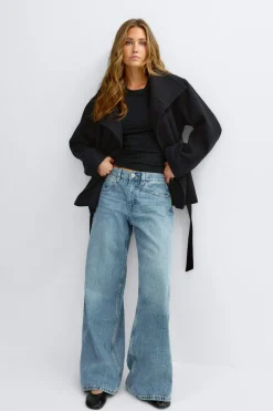 High neck wool blend jacket - Schwarz - Dame - Gina Tricot