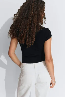 Keyhole top - Schwarz - Dame - Gina Tricot