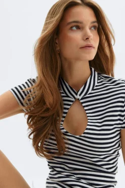 Keyhole top - Schwarz - Dame - Gina Tricot