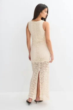 Knitted crochet dress - Weiß - Dame - Gina Tricot