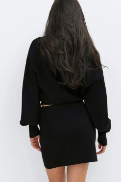Knitted fitted sweater - Schwarz - Dame - Gina Tricot