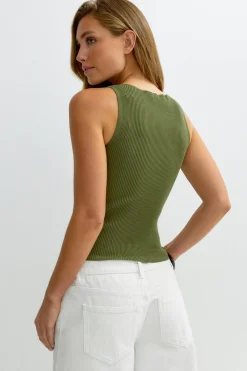 Knitted ribb singlet - Grün - Dame - Gina Tricot