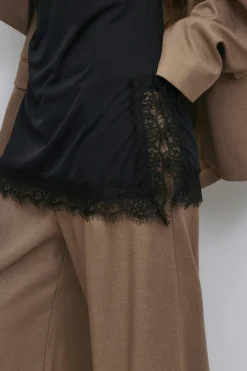 Lace detail singlet - Schwarz - Dame - Gina Tricot