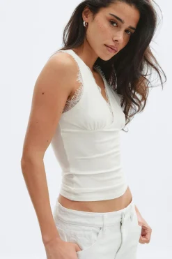 Lace detail tank - Weiß - Dame - Gina Tricot