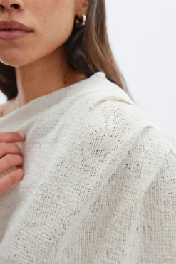 Lace dropped shoulder top - Weiß - Dame - Gina Tricot