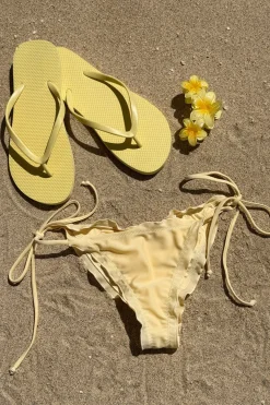14+ lexi ruched bikini bottom - Gelb - Gina Tricot