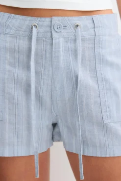Linen blend mini cargo shorts - Blau - Dame - Gina Tricot