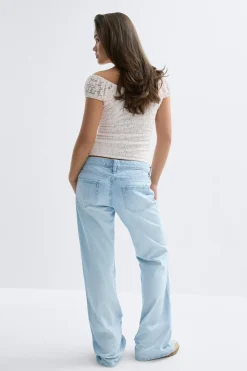Low waist loose bootcut jeans - Blau - Gina Tricot