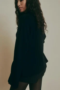 Merino wool knitted cardigan - Schwarz - Dame - Gina Tricot