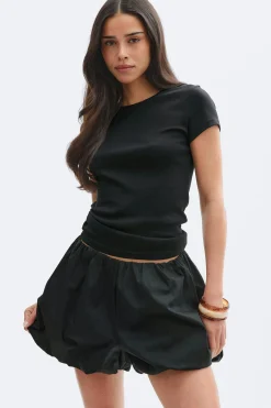 Mini balloon shorts - Schwarz - Dame - Gina Tricot
