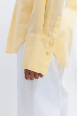 Oversized linen blend shirt - Gelb - Dame - Gina Tricot