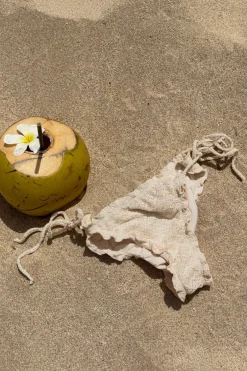 14+ paloma cheeky bikini bottom - Weiß - Gina Tricot