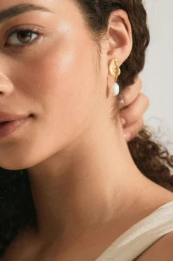 Pearl earrings - Gold - Dame - Gina Tricot