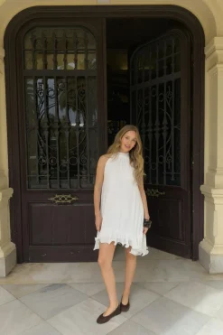 Pleated frill mini dress - Weiß - Dame - Gina Tricot