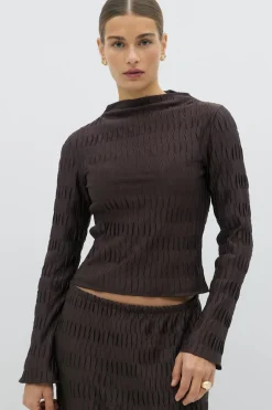 Pleated funnel neck top - Braun - Dame - Gina Tricot