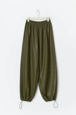 Pu balloon trousers - Grün - Dame - Gina Tricot
