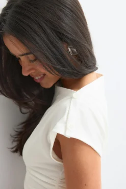 Re tok buttoned shoulder top - Weiß - Dame - Gina Tricot