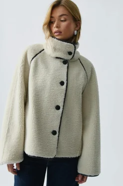 Reversible teddy jacket - Weiß - Dame - Gina Tricot